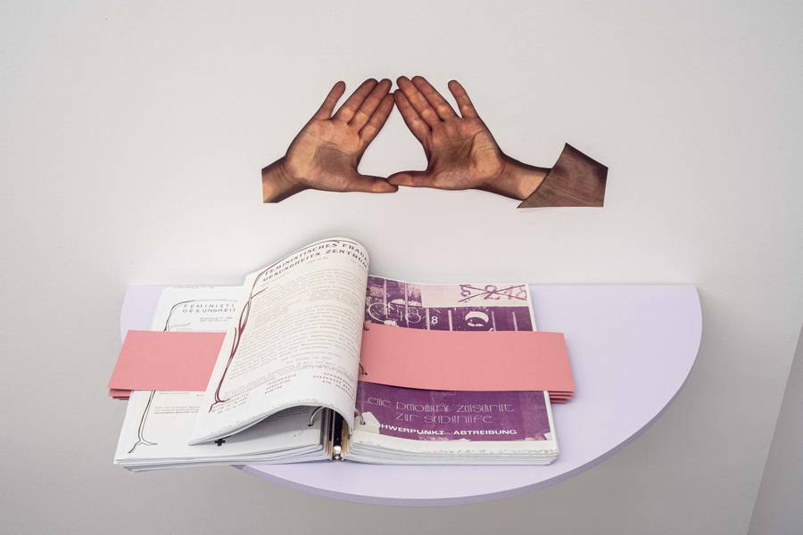 Feminist Health Care Research Group (Inga Zimprich/Julia Bonn), installation view exp. 2: Virginia de Medeiros – Feminist Health Care Research Group, 11th Berlin Biennale c/o ExRotaprint, 30.11.2019–8.2.2020, photo: Mathias Völzke
