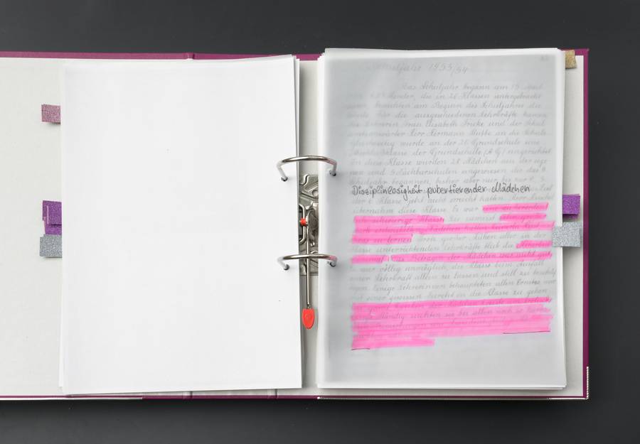 Die Remise with Miriam Schickler, Ayşe Güleç, Carmen Mörsch, Das Archiv schweigt (oder doch nicht)?, installation view (detail), Nürtingen elementary school, Berlin, 2019, photo: Maja Wirkus
