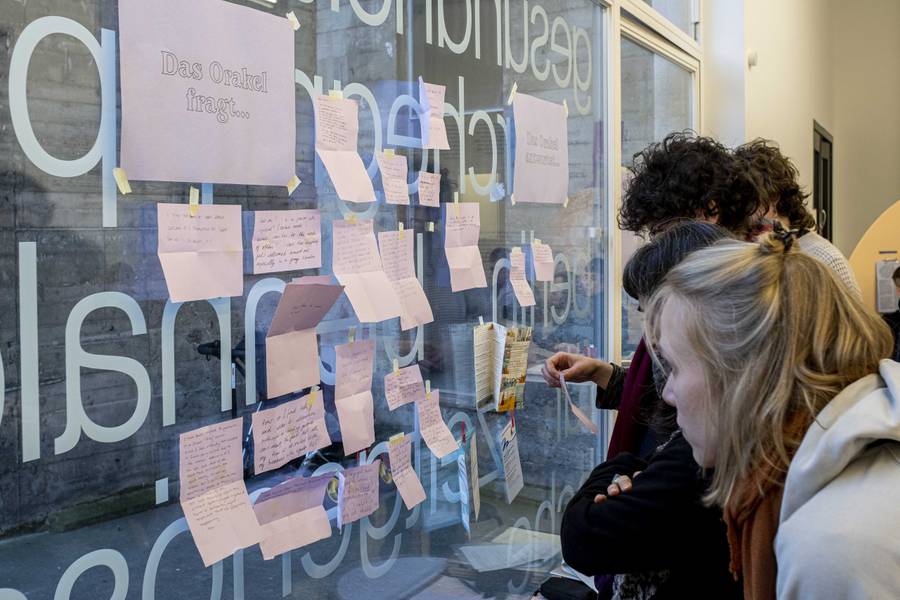 Feminist Health Care Research Group (Inga Zimprich/Julia Bonn) and Sickness Affinity Group, The Fatigued Compassionate Oracle: Q&amp;A, 8.2.2020, participative format, 11th Berlin Biennale c/o ExRotaprint, photo: Mathias Völzke
