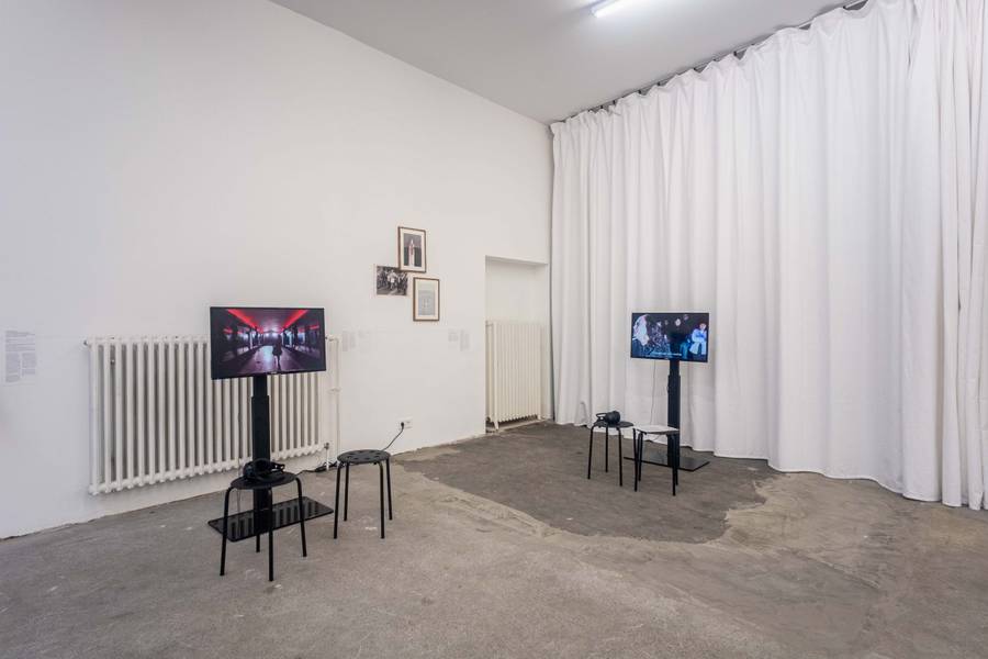 exp. 1: Das Gerippe der Welt, Installationsansicht,  7.9–9.11.2019, 11. Berlin Biennale c/o ExRotaprint, Foto: Mathias Völzke
