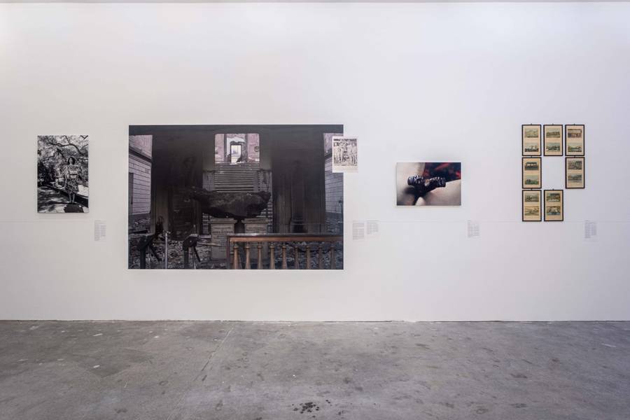 exp. 1: Das Gerippe der Welt, Installationsansicht,  7.9–9.11.2019, 11. Berlin Biennale c/o ExRotaprint, Foto: Mathias Völzke
