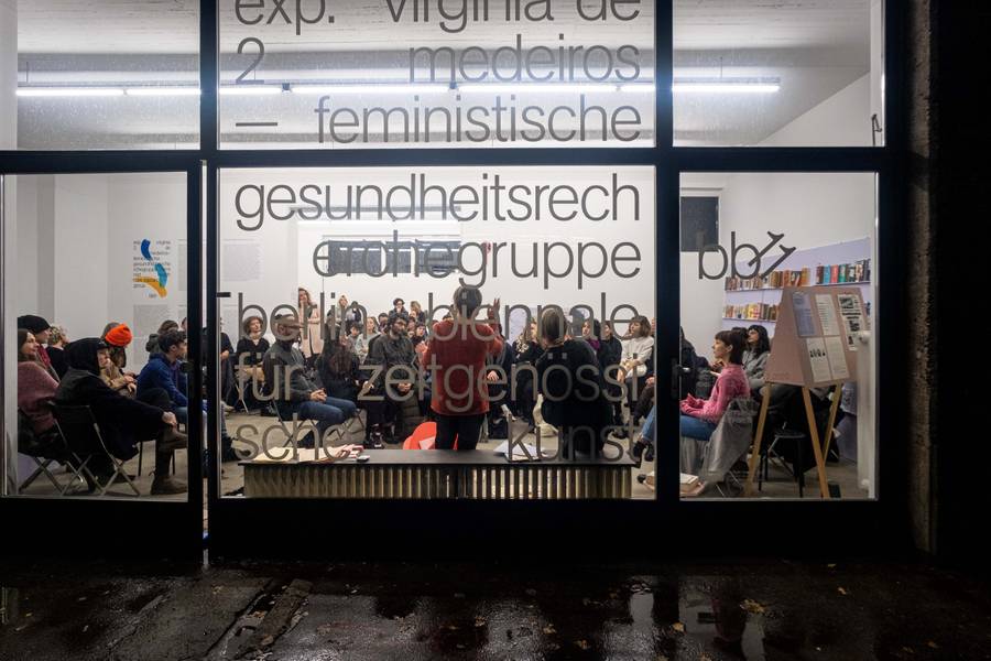 Feminist Health Care Research Group (Inga Zimprich/Julia Bonn), Radical Health Care: Between Archive and Practice, presentation, 11th Berlin Biennale c/o ExRotaprint, 6.12.2019, photo: Mathias Völzke
