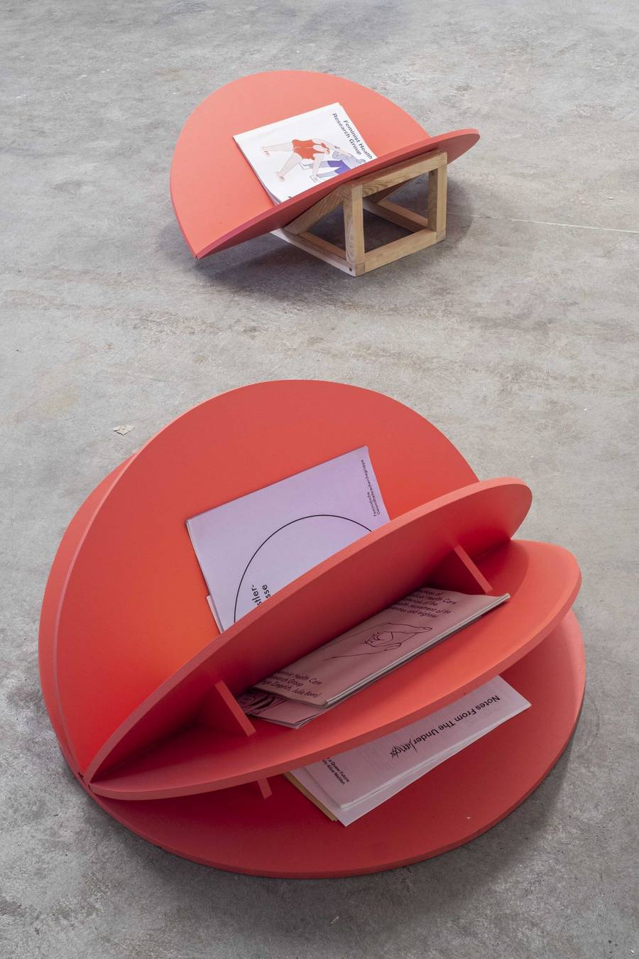 Feminist Health Care Research Group, Being in Crises Together, Vol. 2, 2020, publication, risographed, self-published, installation view, 11th Berlin Biennale c/o ExRotaprint, 5.9.–1.11.2020, photo: Mathias Völzke
